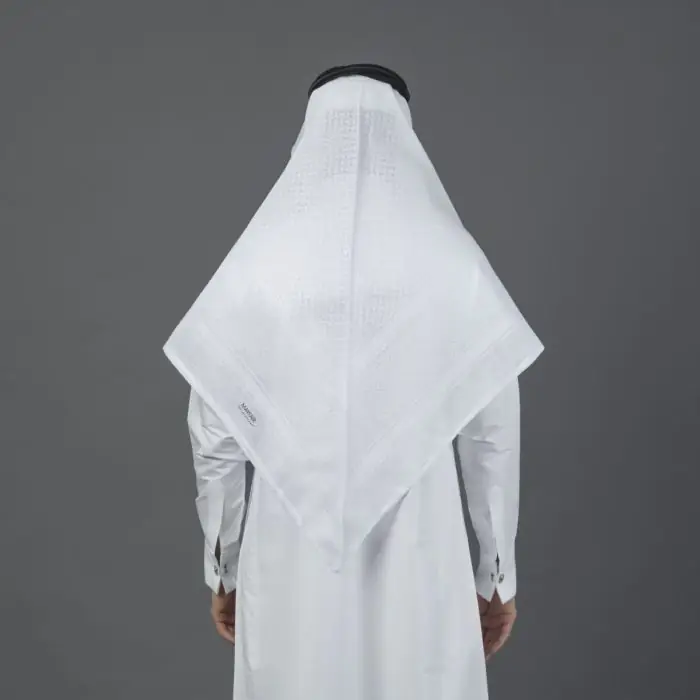 شماغ البسام ماي فير ابيض، صنع أنجليزي