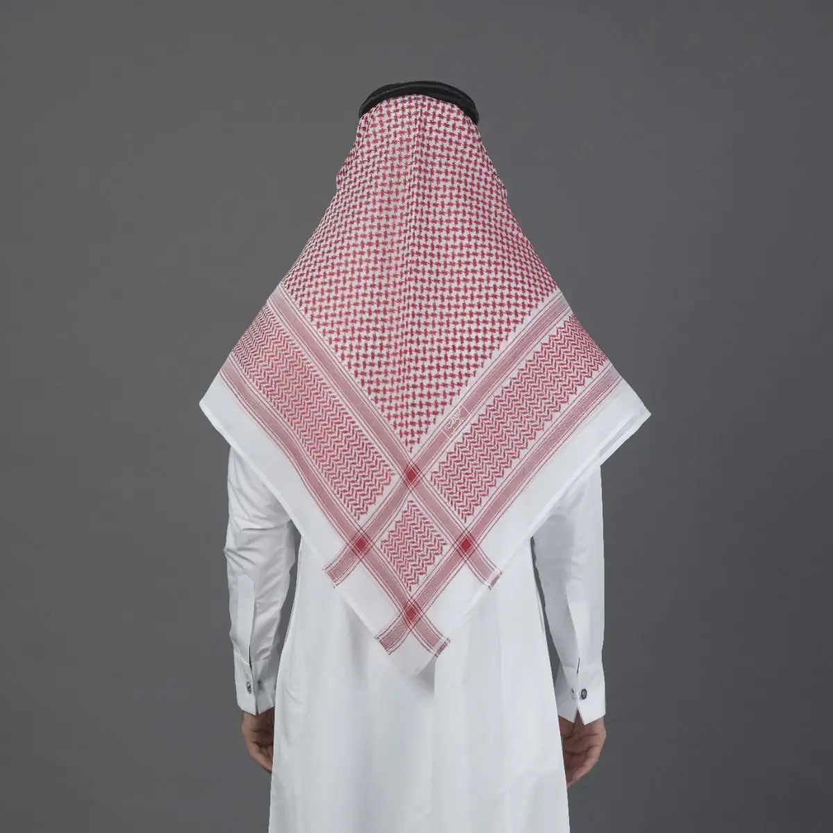 شماغ البسام مثالي، صنع سعودي