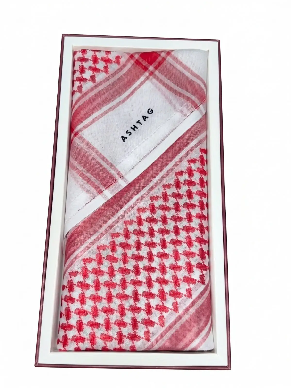 شماغ اشتاق احمر، صنع صيني